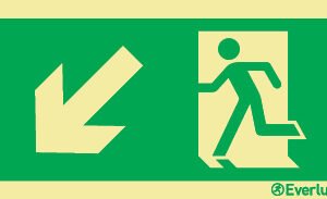 Saída por rampa desce à esquerda