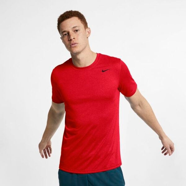 Camiseta Nike Dri-FIT Legend Masculina