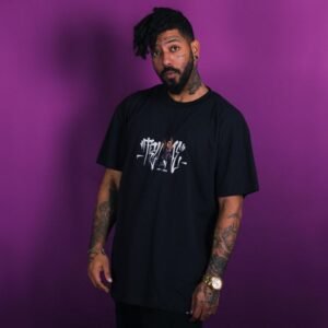 Camiseta uni over anj try me Preto PP