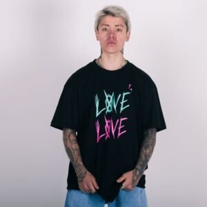 Camiseta uni over anjuss X caio alencar love Preto M